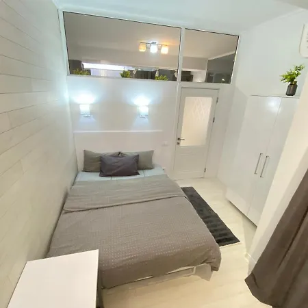 Luxury Business In Centre Of Apartman Kisinyov